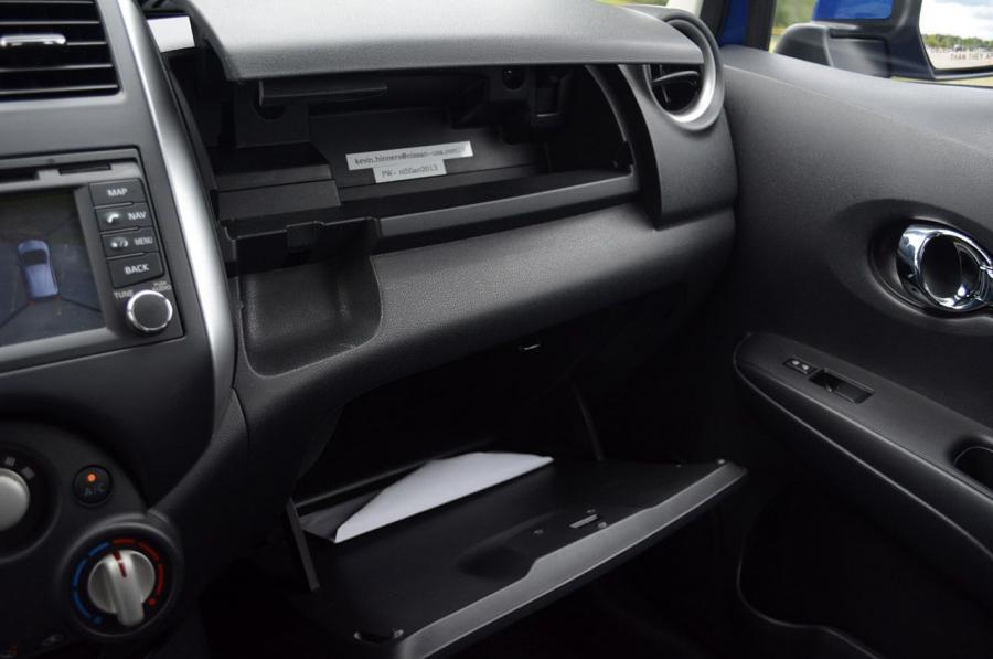  Nissan Versa Note 2014 года  (фото 126 из 137)